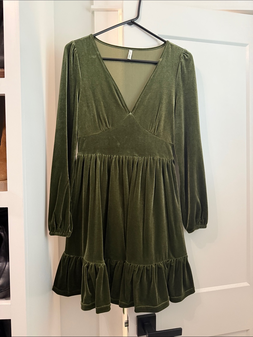 Olive Green Velvet V-Neck Long Sleeve Dress
